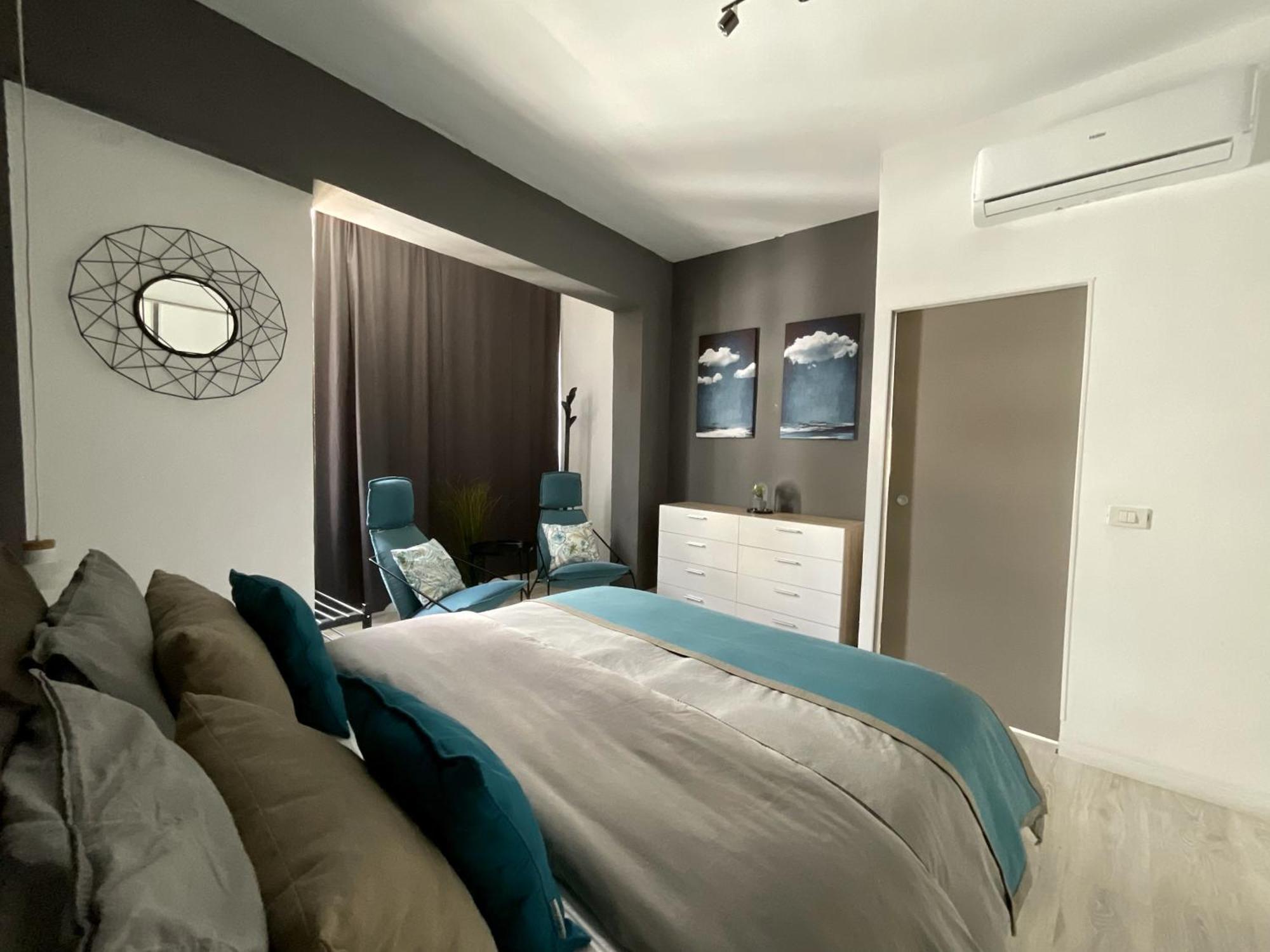 Cruz Luxury Low-cost With Terrace & Views